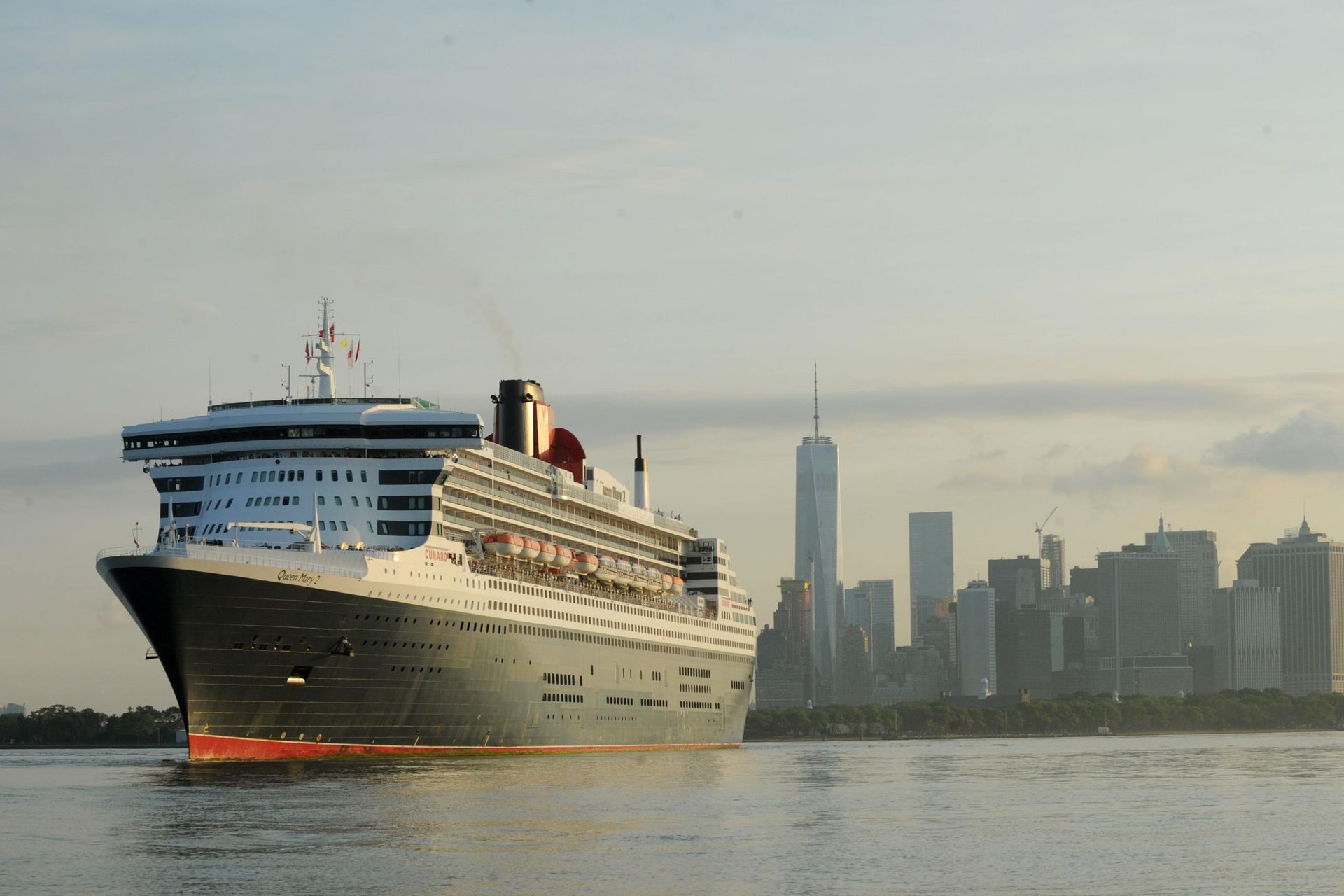 Reise Die Atlantik Passage Mit Der Queen Mary 2